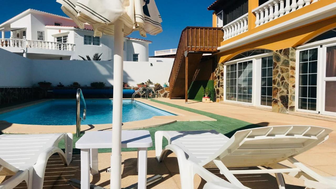 Апартаменти Blue Azure Powered By Solymarcalma Коста-Кальма Екстер'єр фото